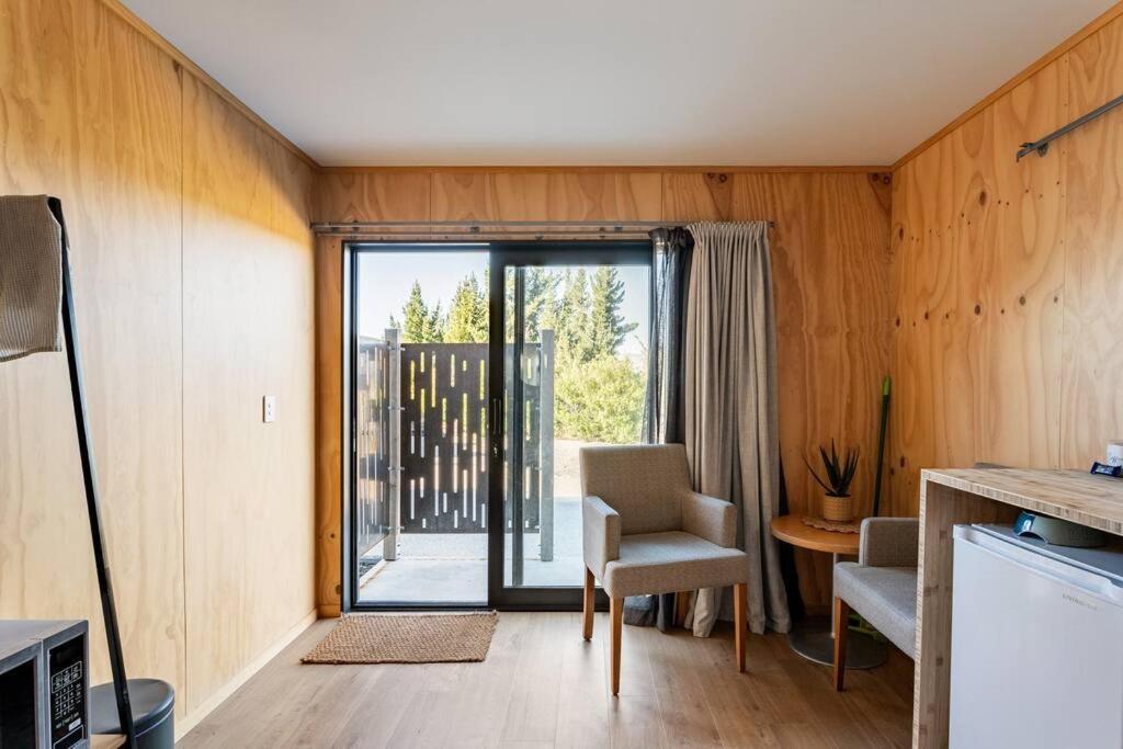 Ferienwohnung Cosy Studio With Mountain Views Wanaka Exterior foto
