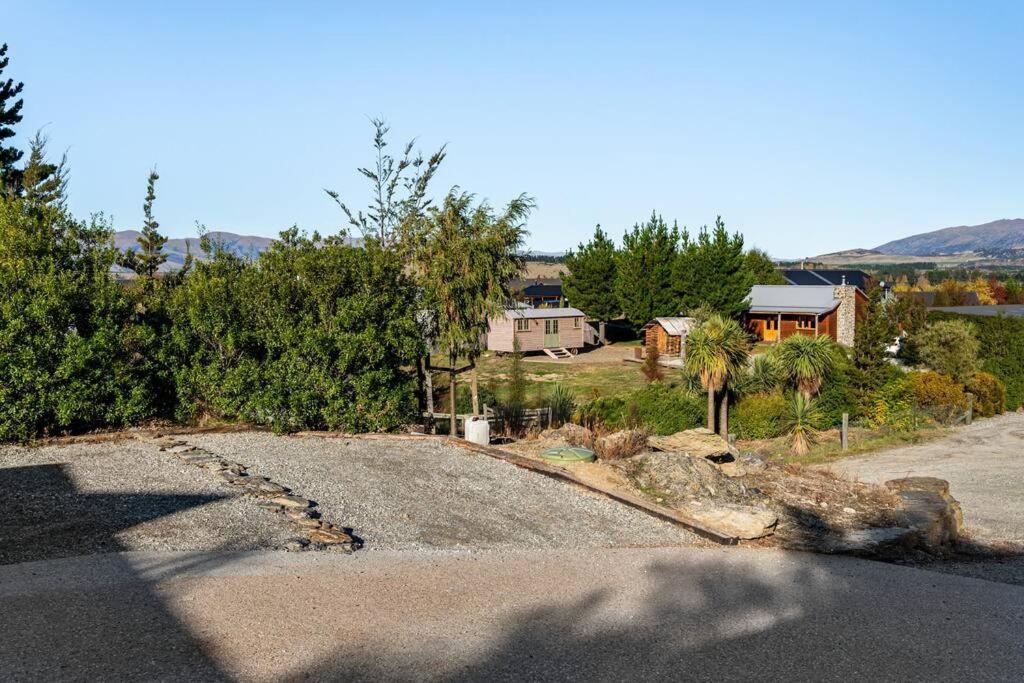 Ferienwohnung Cosy Studio With Mountain Views Wanaka Exterior foto